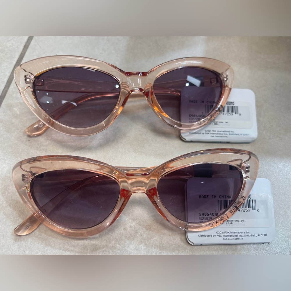 CALI BLUE WOMANS SUNGLASSES LIGHT PINK CAT EYE PLASTIC FRAME 100% UVA & UVB